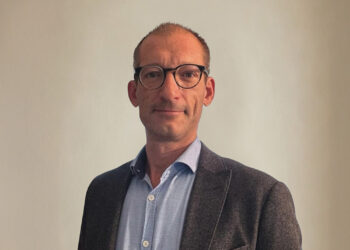 GRANT ALEXANDER SUISSE OUVRE UN BUREAU A ZÜRICH