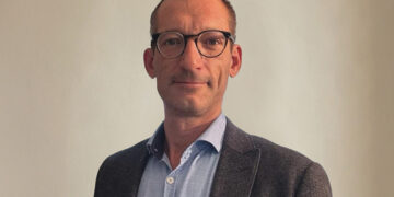 GRANT ALEXANDER SUISSE OUVRE UN BUREAU A ZÜRICH