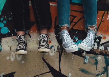 Les jeunes face à la pression financière